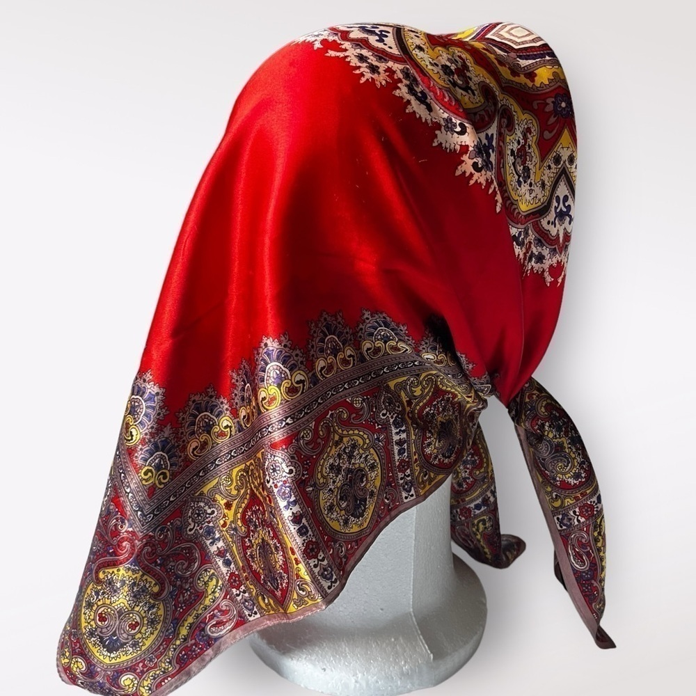 VTG 60s Queen Pearl by Yamashita Brand Acetate Silky Scarf Headscarf Paisley Red - Picture 8 of 14